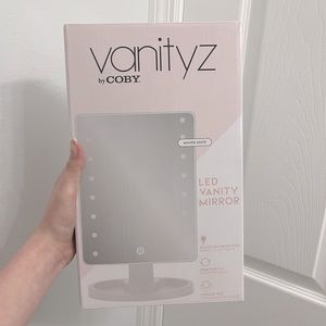 LED vanity mirror in white